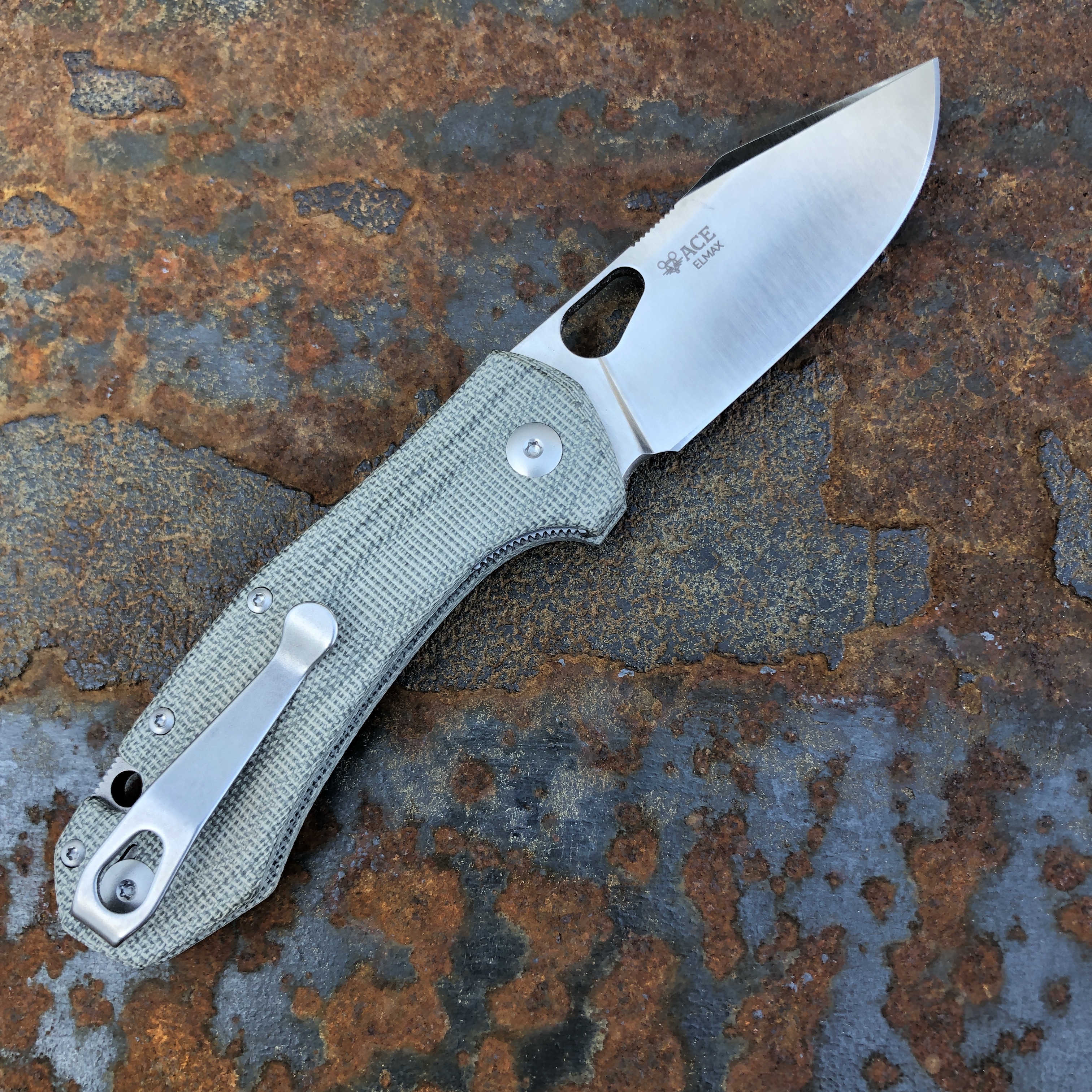 GiantMouse ACE Atelier Green Canvas Micarta Satin Elmax (ATELIER